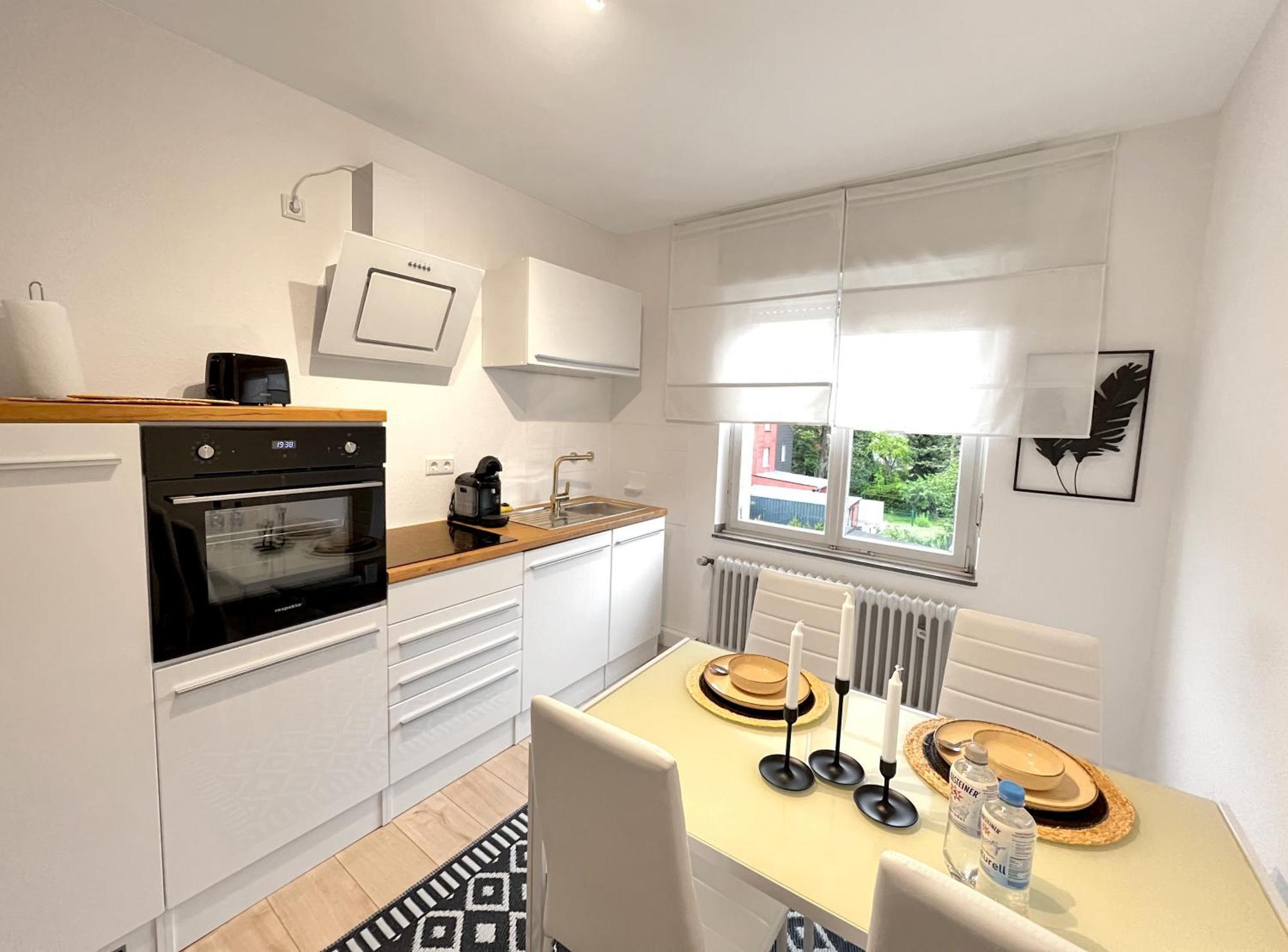 One Bed And One Sofa Bed, Self Check In, Invoice Apartment Monchengladbach Exterior photo